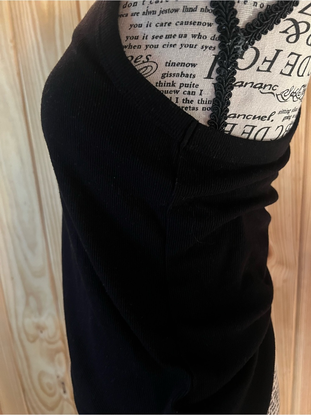 🖤Black Ribbed RacerbackTank Top🖤 - Picture 3 of 7